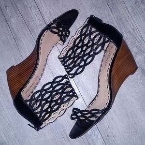 EUC Enzo Angiolini Wedge Sandals